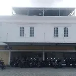 Holiday Hotel